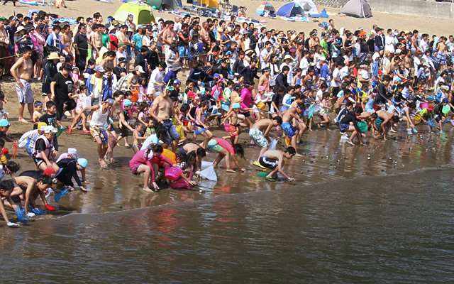 サザエ狩り祭り（7月海の日）